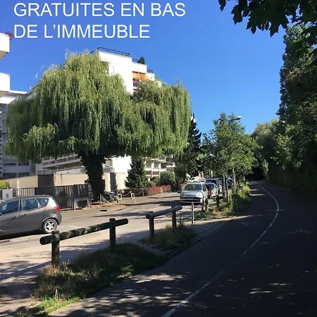 Vue Degagee, Cuisine Moderne Et Wifi * Štrasburk